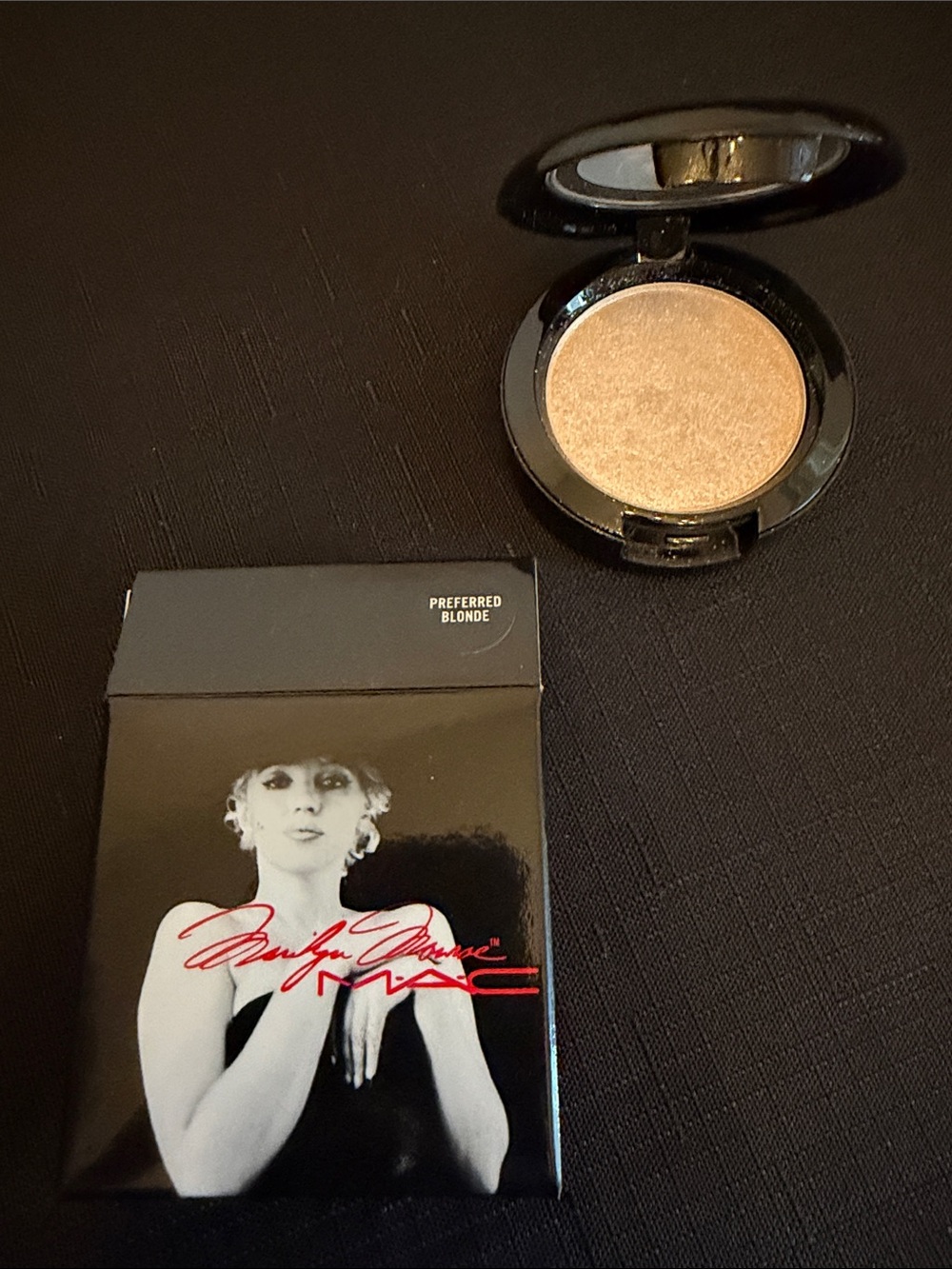MAC Cosmetics Preferred Blonde Highlighter — Warm Champagne Glow